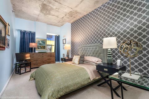 Tiny photo for 1122 W Catalpa Avenue #603, Chicago, IL 60640 (MLS # 12638721)