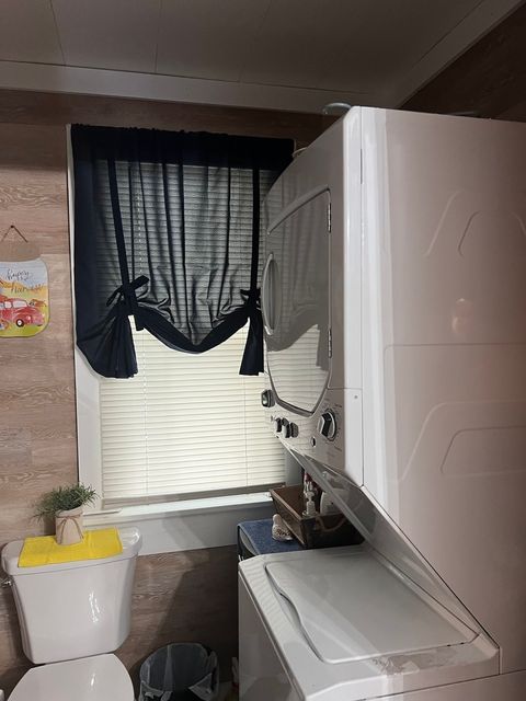 Tiny photo for 132 W FRANKLIN Street W, Paxton, IL 60957 (MLS # 12585123)