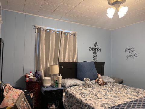 Tiny photo for 132 W FRANKLIN Street W, Paxton, IL 60957 (MLS # 12585123)