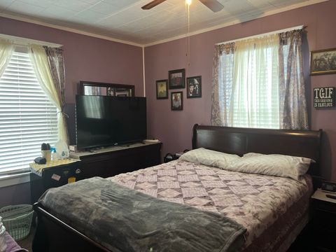 Tiny photo for 132 W FRANKLIN Street W, Paxton, IL 60957 (MLS # 12585123)