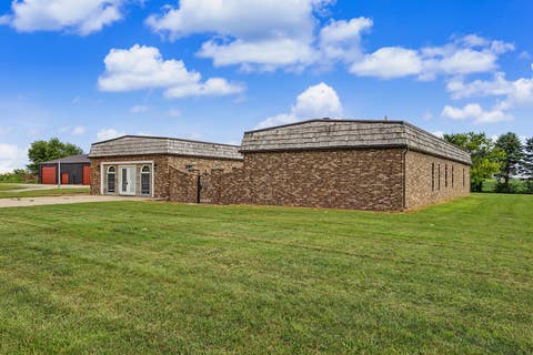 Tiny photo for 3301 Ireland Grove Road, Bloomington, IL 61704 (MLS # 12706118)