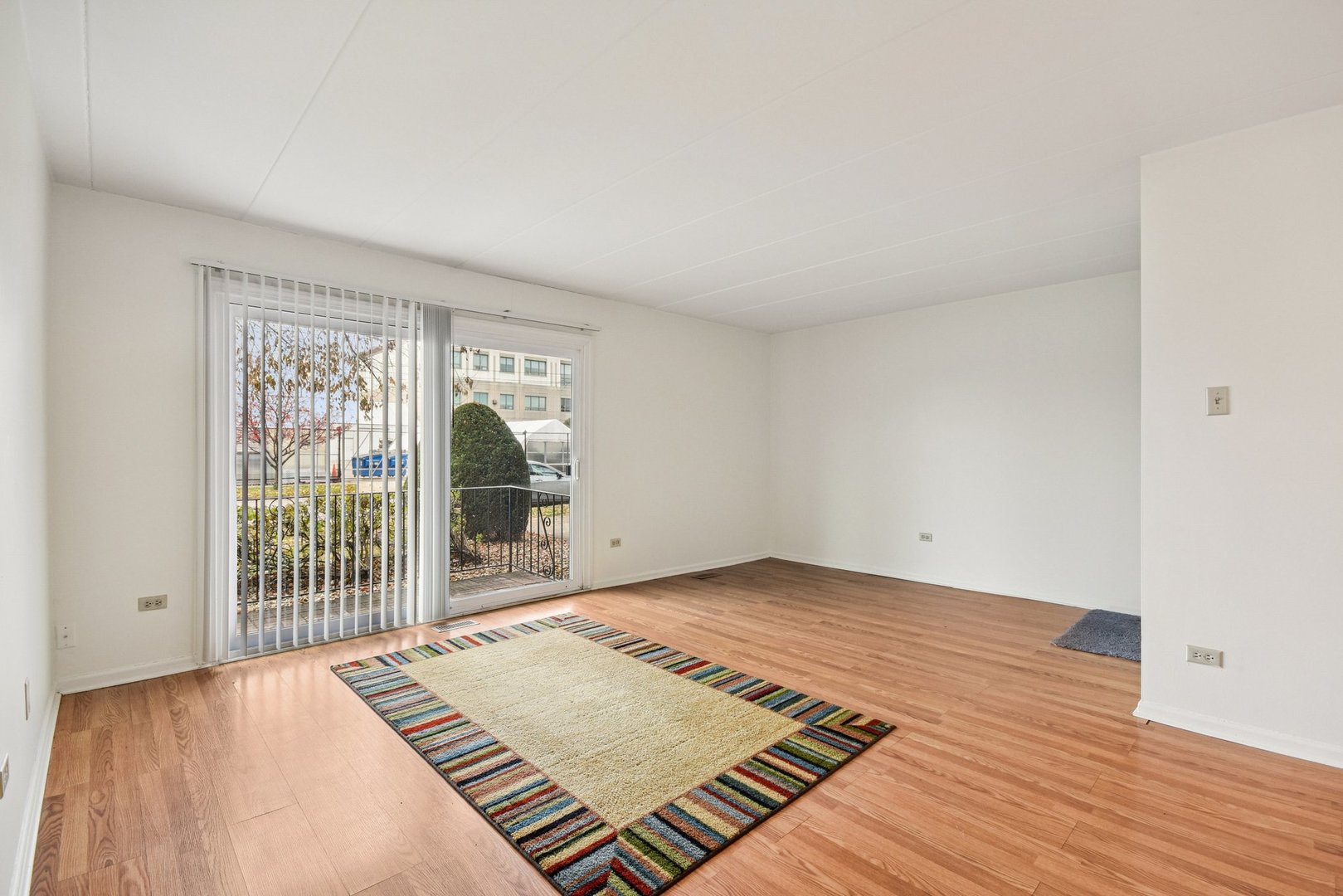 10831 S Keating Avenue 1SW