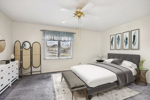 Tiny photo for 10831 S Keating Avenue #1SW, Oak Lawn, IL 60453 (MLS # 12524366)