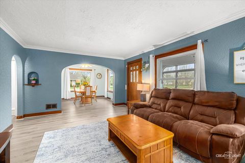 Tiny photo for 644 Columbia Avenue, Elgin, IL 60120 (MLS # 12603303)