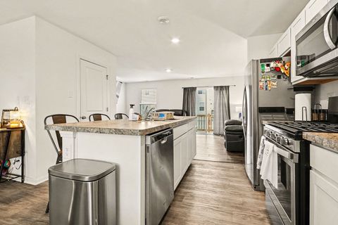 Tiny photo for 562 Spring Leaf Drive, Joliet, IL 60431 (MLS # 12582944)