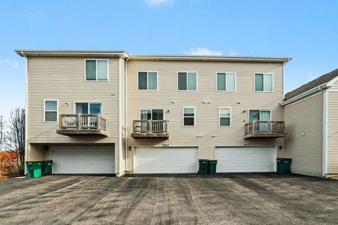 Tiny photo for 562 Spring Leaf Drive, Joliet, IL 60431 (MLS # 12582944)