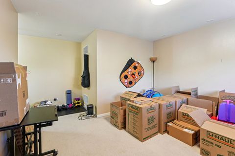 Tiny photo for 664 Grosvenor Lane, Aurora, IL 60504 (MLS # 12499673)