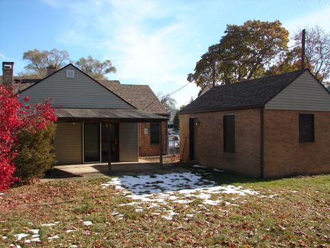 Tiny photo for 2104 Eshcol Avenue, Zion, IL 60099 (MLS # 12515775)