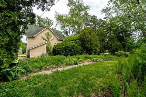 Tiny photo for 425 Mason Street, Chenoa, IL 61726 (MLS # 12649020)