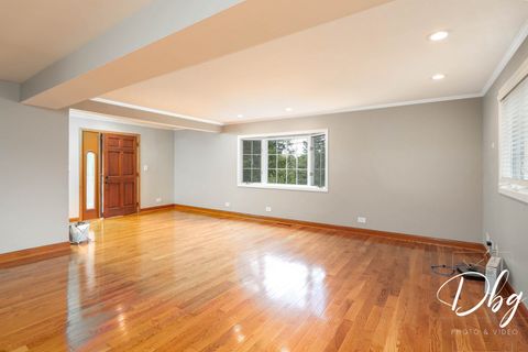 Tiny photo for 25721 W Lakeview Avenue, Wauconda, IL 60084 (MLS # 12490277)