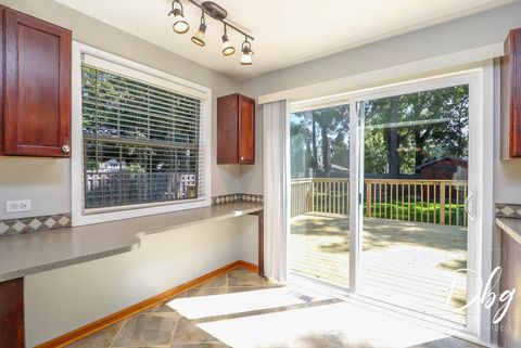 Tiny photo for 25721 W Lakeview Avenue, Wauconda, IL 60084 (MLS # 12490277)