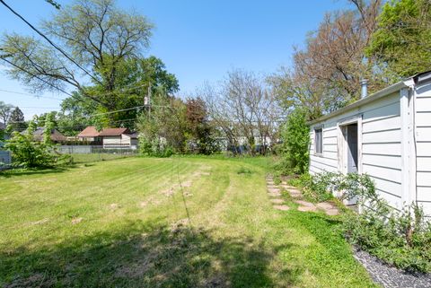 Tiny photo for 14516 Kolmar Avenue, Midlothian, IL 60445 (MLS # 12643410)