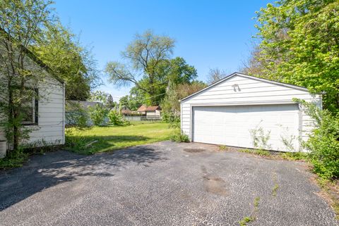 Tiny photo for 14516 Kolmar Avenue, Midlothian, IL 60445 (MLS # 12643410)
