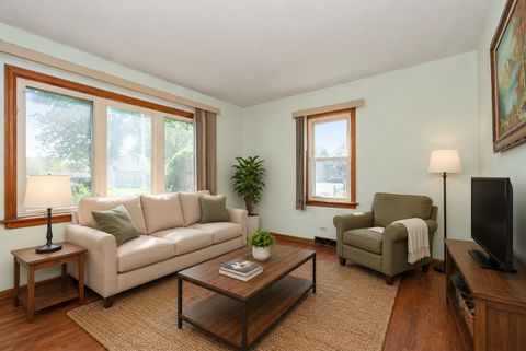 Tiny photo for 14516 Kolmar Avenue, Midlothian, IL 60445 (MLS # 12643410)
