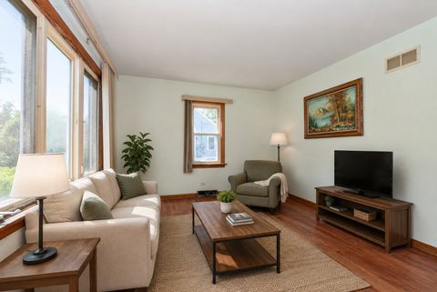 Tiny photo for 14516 Kolmar Avenue, Midlothian, IL 60445 (MLS # 12643410)