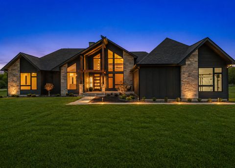Photo of 4311 Red Tail Lane, Johnsburg, IL 60051 (MLS # 12635365)