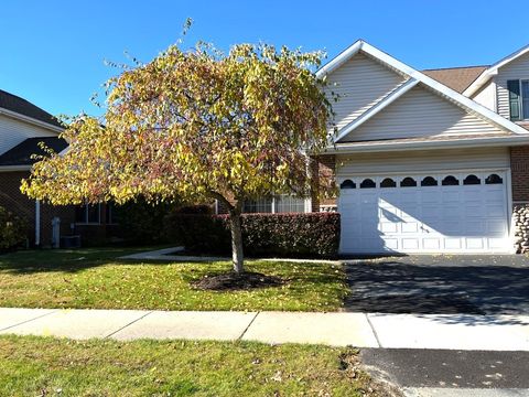 Photo of 11022 Deblin Lane, Oak Lawn, IL 60453 (MLS # 12523908)