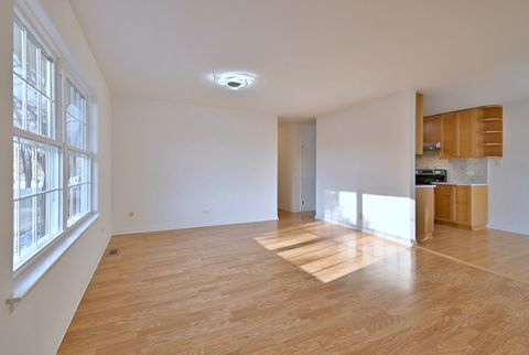 Tiny photo for 424 Muirwood Court, Vernon Hills, IL 60061 (MLS # 12531157)