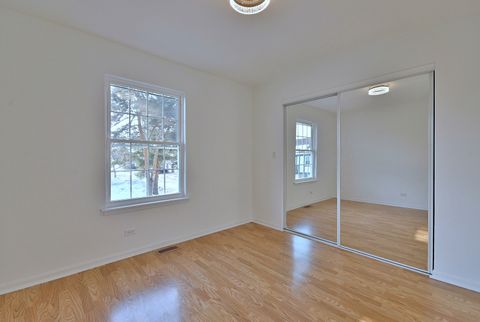 Tiny photo for 424 Muirwood Court, Vernon Hills, IL 60061 (MLS # 12531157)