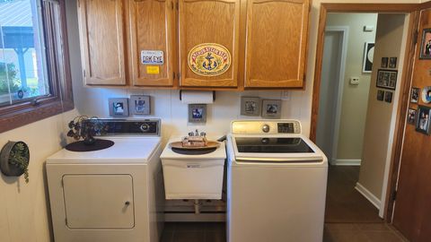 Tiny photo for 1157 W Grant Drive, Des Plaines, IL 60016 (MLS # 12503017)