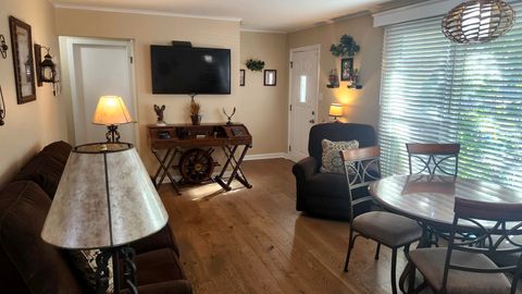 Tiny photo for 1157 W Grant Drive, Des Plaines, IL 60016 (MLS # 12503017)