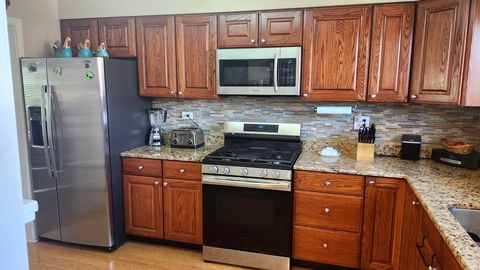 Tiny photo for 1157 W Grant Drive, Des Plaines, IL 60016 (MLS # 12503017)