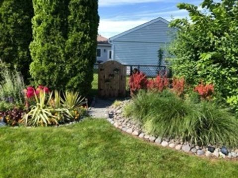 Tiny photo for 1157 W Grant Drive, Des Plaines, IL 60016 (MLS # 12503017)