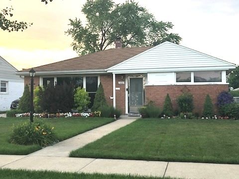 Photo of 1157 W Grant Drive, Des Plaines, IL 60016 (MLS # 12503017)