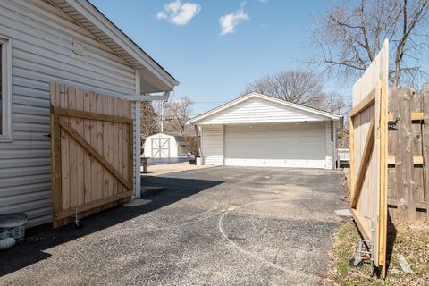 Tiny photo for 3034 190th Street, Lansing, IL 60438 (MLS # 12543784)