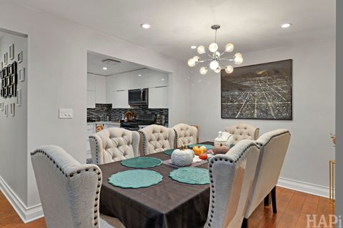 Tiny photo for 5400 Astor Lane #116, Rolling Meadows, IL 60008 (MLS # 12521823)