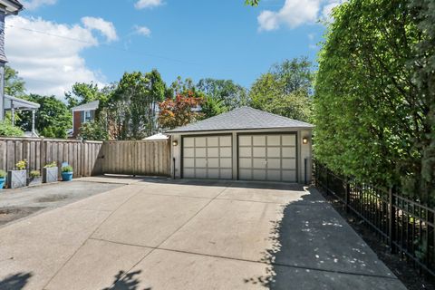 A home in Oak Park