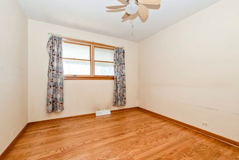 Tiny photo for 14455 Kedvale Avenue, Midlothian, IL 60445 (MLS # 12586501)