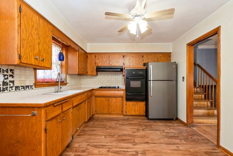 Tiny photo for 14455 Kedvale Avenue, Midlothian, IL 60445 (MLS # 12586501)