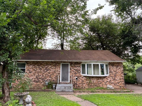 Photo of 2110 Mound Street, Davenport, IA 52803 (MLS # 12712734)