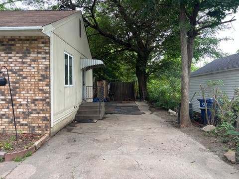 Tiny photo for 2110 Mound Street, Davenport, IA 52803 (MLS # 12712734)