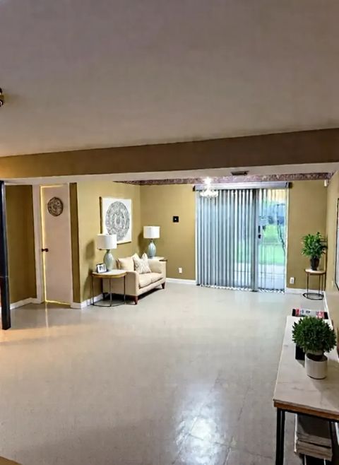 Tiny photo for 15726 Avalon Avenue, South Holland, IL 60473 (MLS # 12503775)