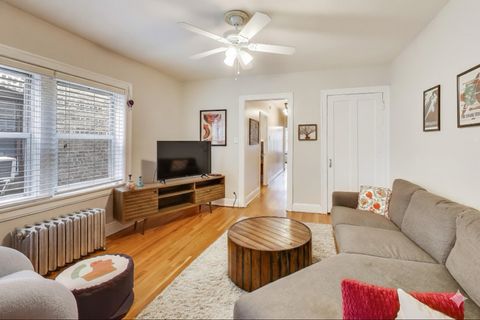 Tiny photo for 6234 N BROADWAY Street #3, Chicago, IL 60660 (MLS # 12548460)