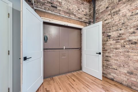 Tiny photo for 368 W Huron Street #2N, Chicago, IL 60654 (MLS # 12536669)