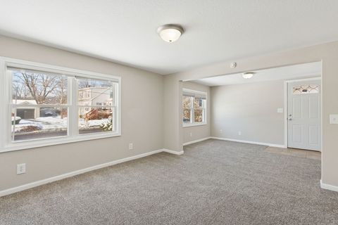 Tiny photo for 147 Caroline Street, East Peoria, IL 61611 (MLS # 12552313)