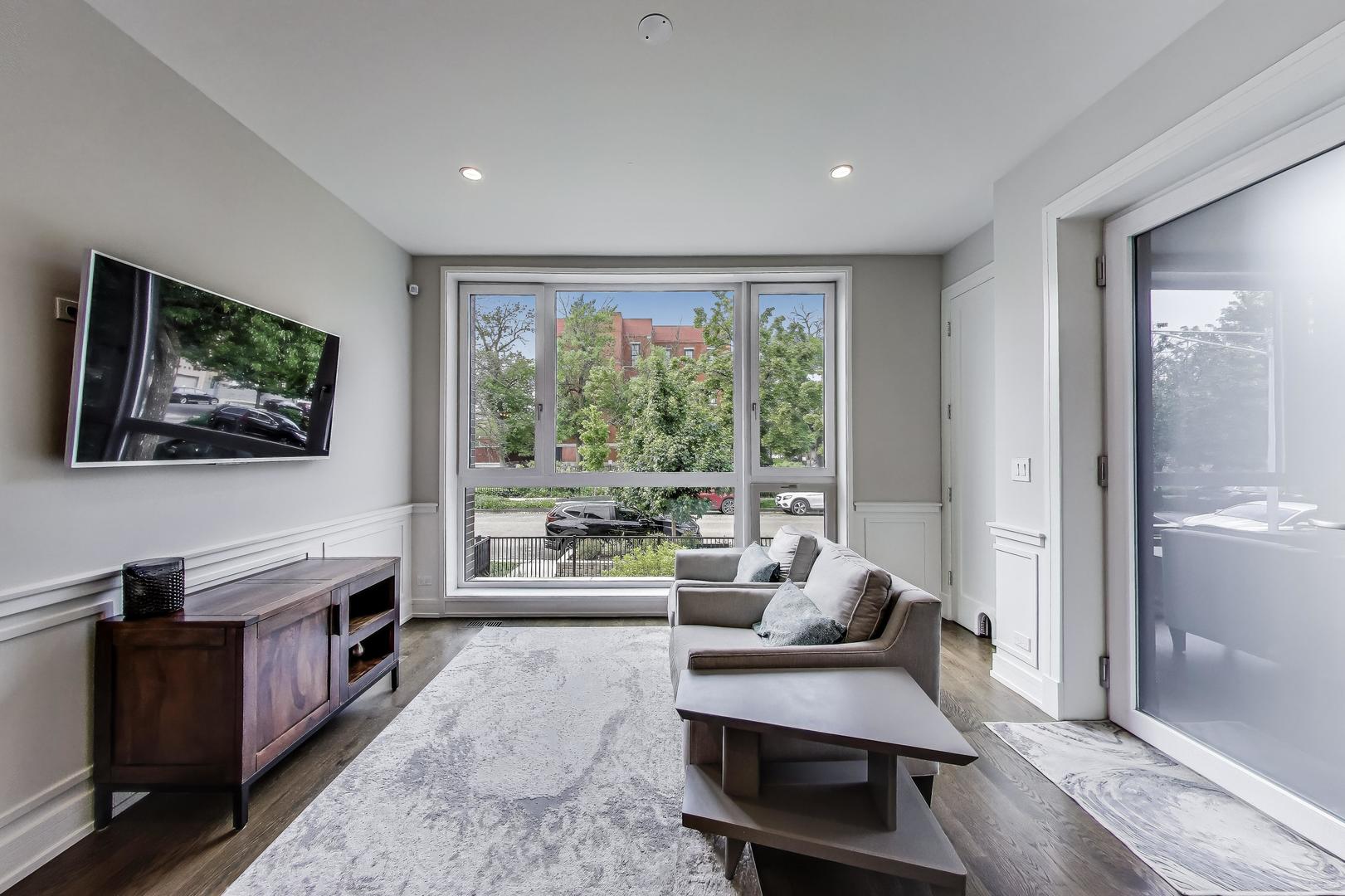 1474 W Ohio Street 1