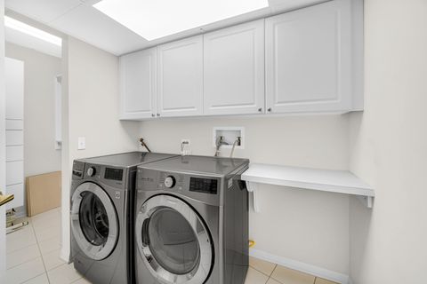 Tiny photo for 730 Creekside Drive #405C, Mount Prospect, IL 60056 (MLS # 12558600)