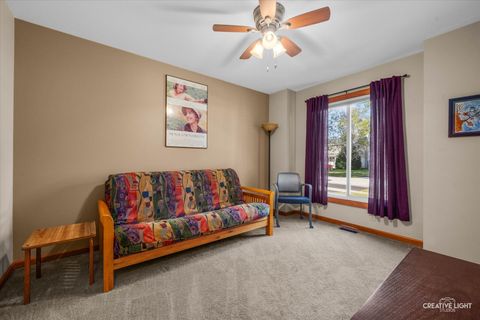 Tiny photo for 508 Pinewood Drive, North Aurora, IL 60542 (MLS # 12485297)