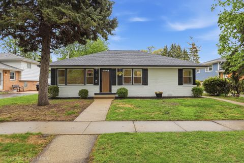 Tiny photo for Oak Lawn, IL 60453 (MLS # 12601614)