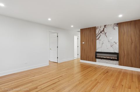 Tiny photo for Oak Lawn, IL 60453 (MLS # 12601614)