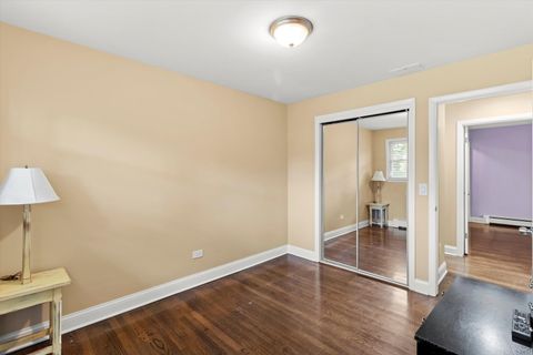 Tiny photo for 2005 E Wintergreen Avenue, Mount Prospect, IL 60056 (MLS # 12505174)