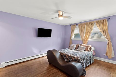 Tiny photo for 2005 E Wintergreen Avenue, Mount Prospect, IL 60056 (MLS # 12505174)