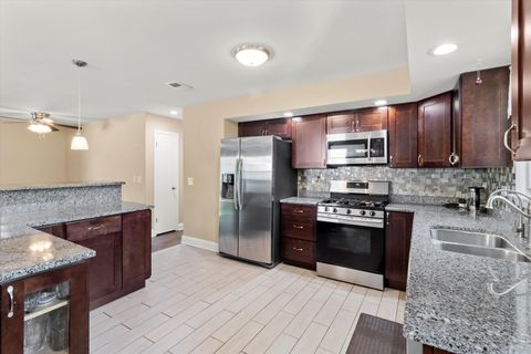 Tiny photo for 2005 E Wintergreen Avenue, Mount Prospect, IL 60056 (MLS # 12505174)