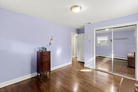 Tiny photo for 2005 E Wintergreen Avenue, Mount Prospect, IL 60056 (MLS # 12505174)