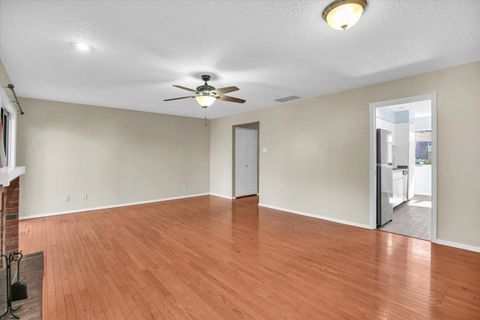 Tiny photo for 1310 Brighton Drive #1310, Urbana, IL 61801 (MLS # 12499317)