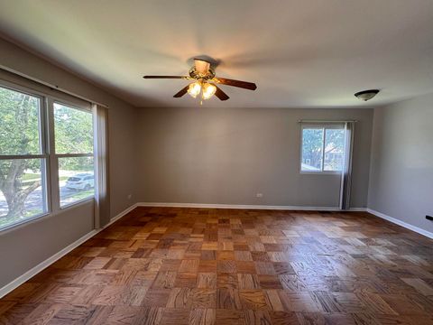 Tiny photo for 5103 Elmwood Road, Oak Forest, IL 60452 (MLS # 12439673)